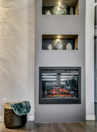 home interior - vertical accent